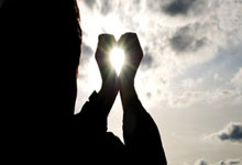 8秒16！吴艳妮夺冠南京日报.